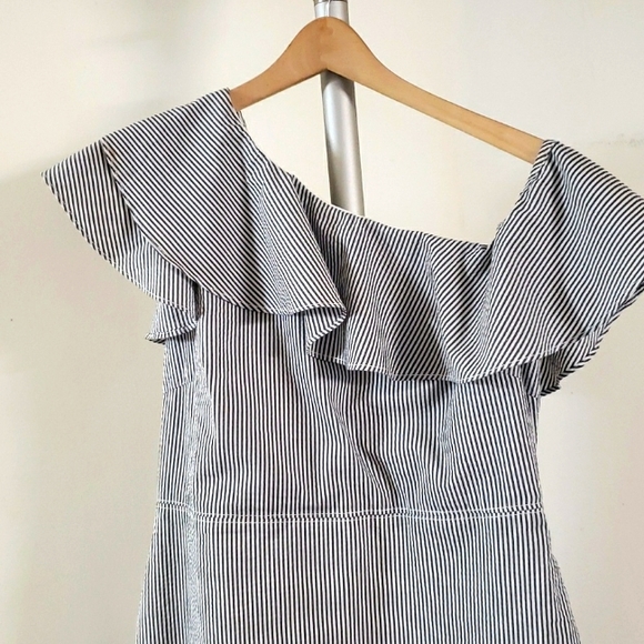 BR Seersucker One Shoulder Dress - Picture 6 of 15